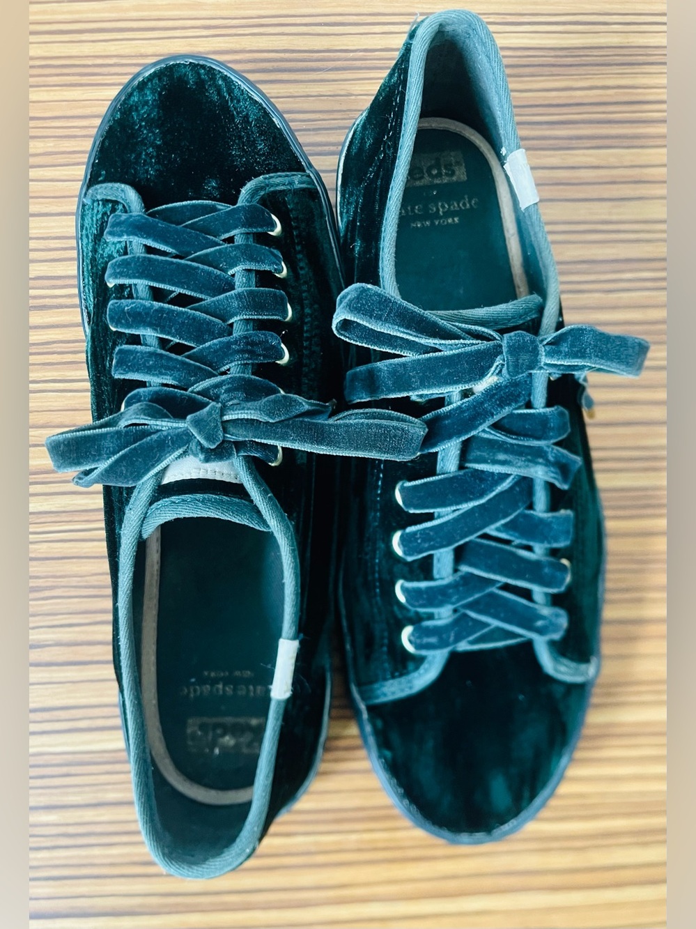 Keds Black Velvet Low-Top Sneakers (8)